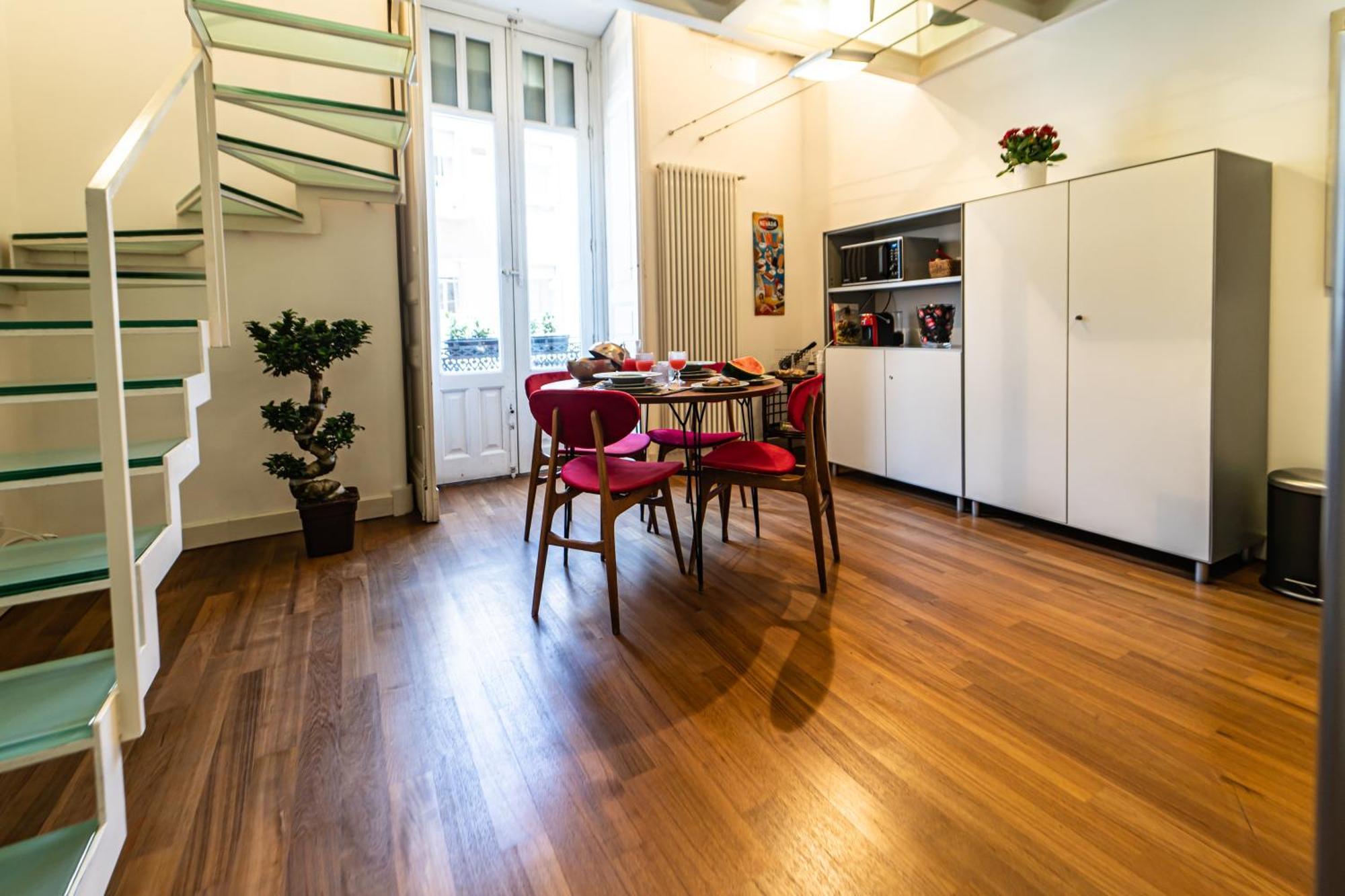 Vintage House *