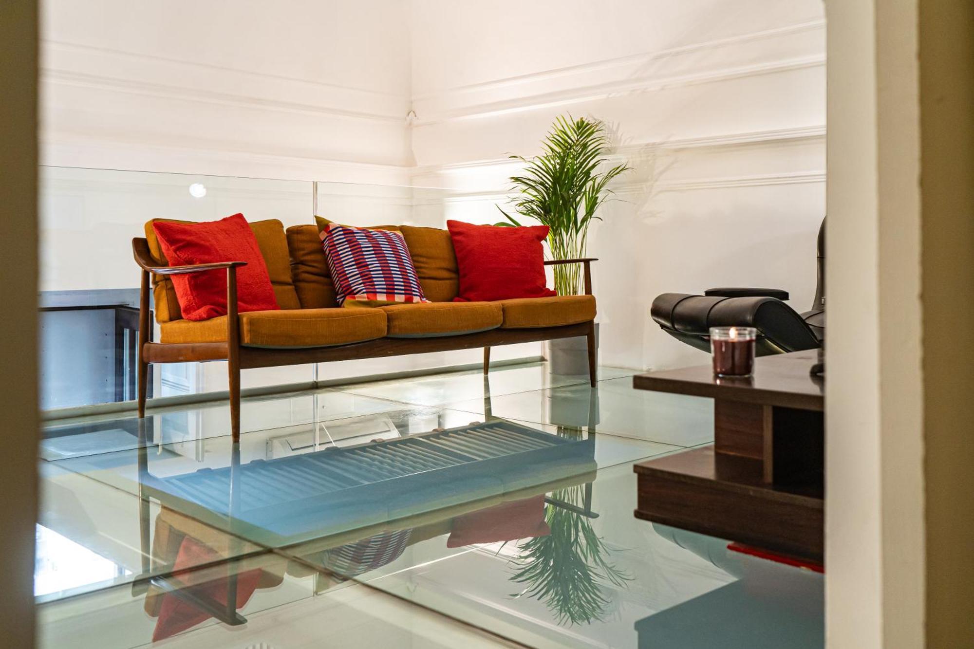 Vintage House Apartment